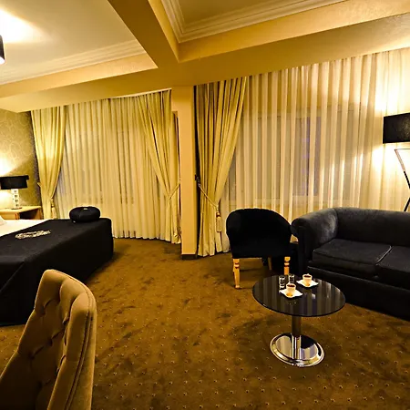 Hotel Ada Life 3*