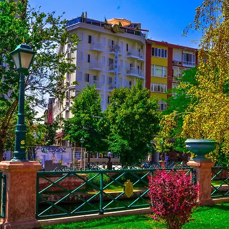 Ada Life Hotel 3*