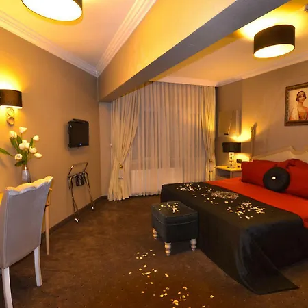Hotel Ada Life 3*
